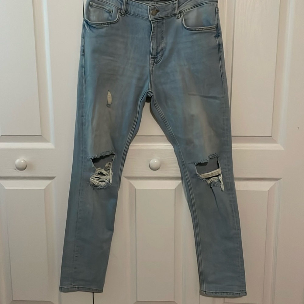 CISOS DESIGN jeans. 30x30.